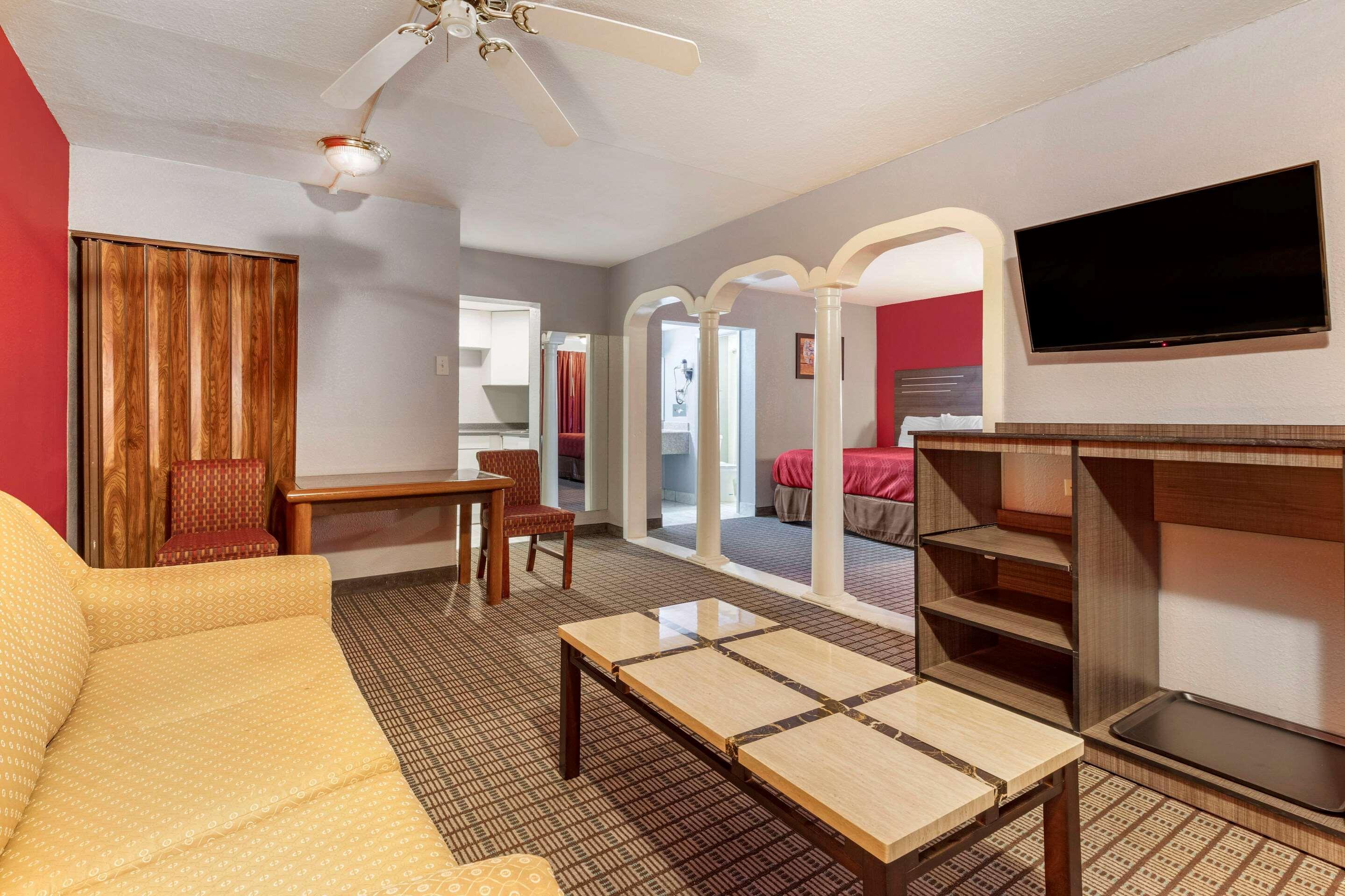 Econo Lodge Wichita Falls Downtown Luaran gambar