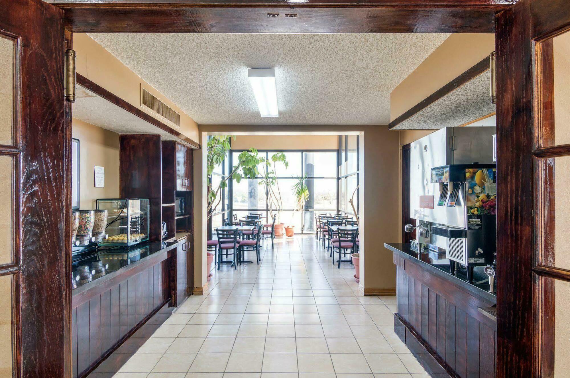 Econo Lodge Wichita Falls Downtown Luaran gambar